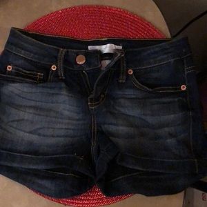 No boundaries flexible denim shorts